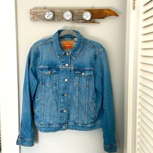 Levi Strauss Women’s Denim Jacket XL